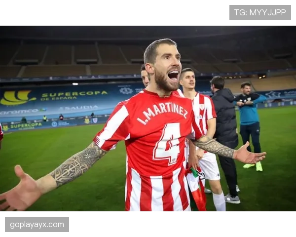 伊尼戈·马丁内斯精准防守闪耀赛场，战术智慧赢得广泛赞誉