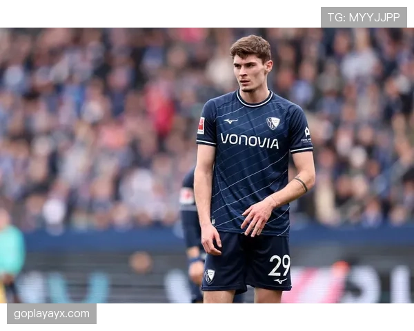 红黑荣耀：德甲争冠白热化，状态回升成焦点