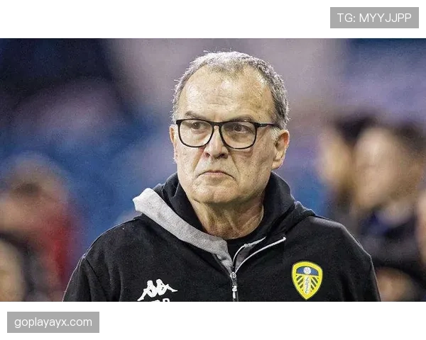 利兹联进攻套路解析：高位逼抢与快速转换持续提升